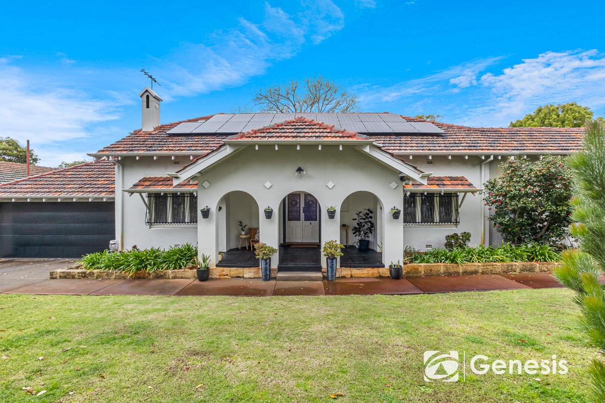Original archived listing photograph of 22 North Street, Mount Lawley